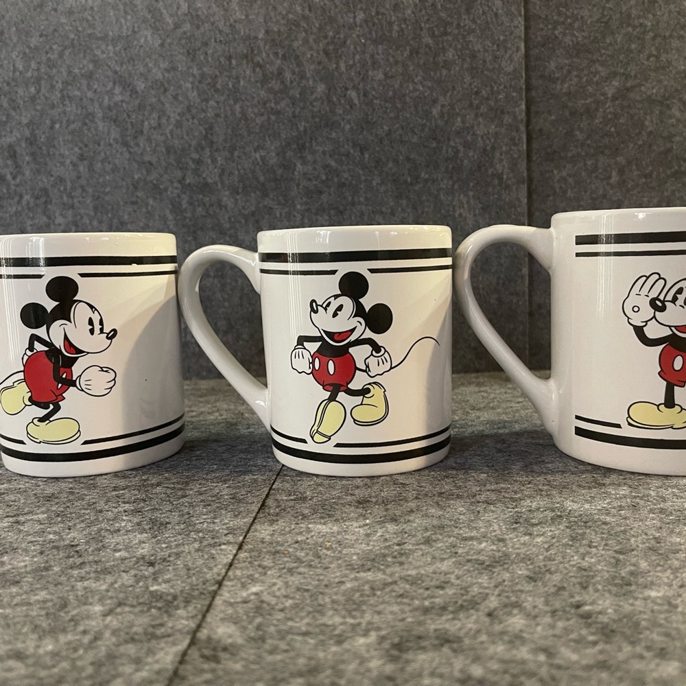 Gibson mickey mouse mugs 3x Disney